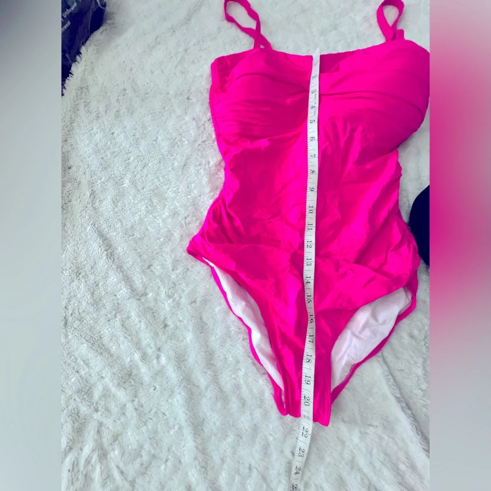 NWT- YONIQUE Retro Slimming Tummy Control One Piece Bathing Suit Pink